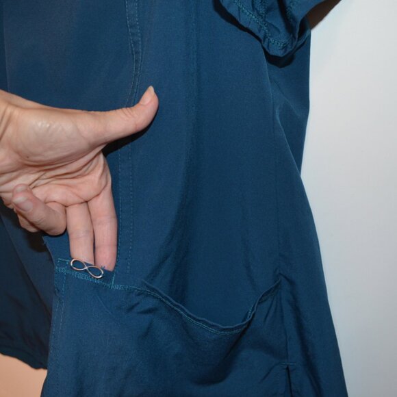 INFINITY CHEROKEE (R) Top Scrub V-Neck Customized Pockets Stretched Back 2XL - Picture 5 of 10